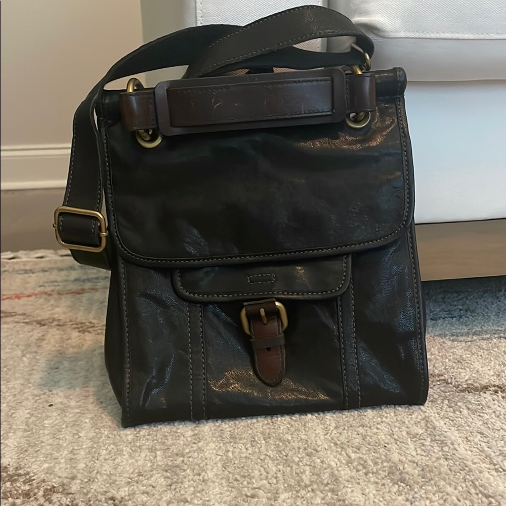 Fossil Black and Brown Shoulder Bag with Vintage Leather